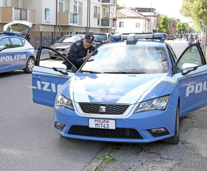 Ferrara, nell’auto 10 chili di droga: un arresto, altre indagini