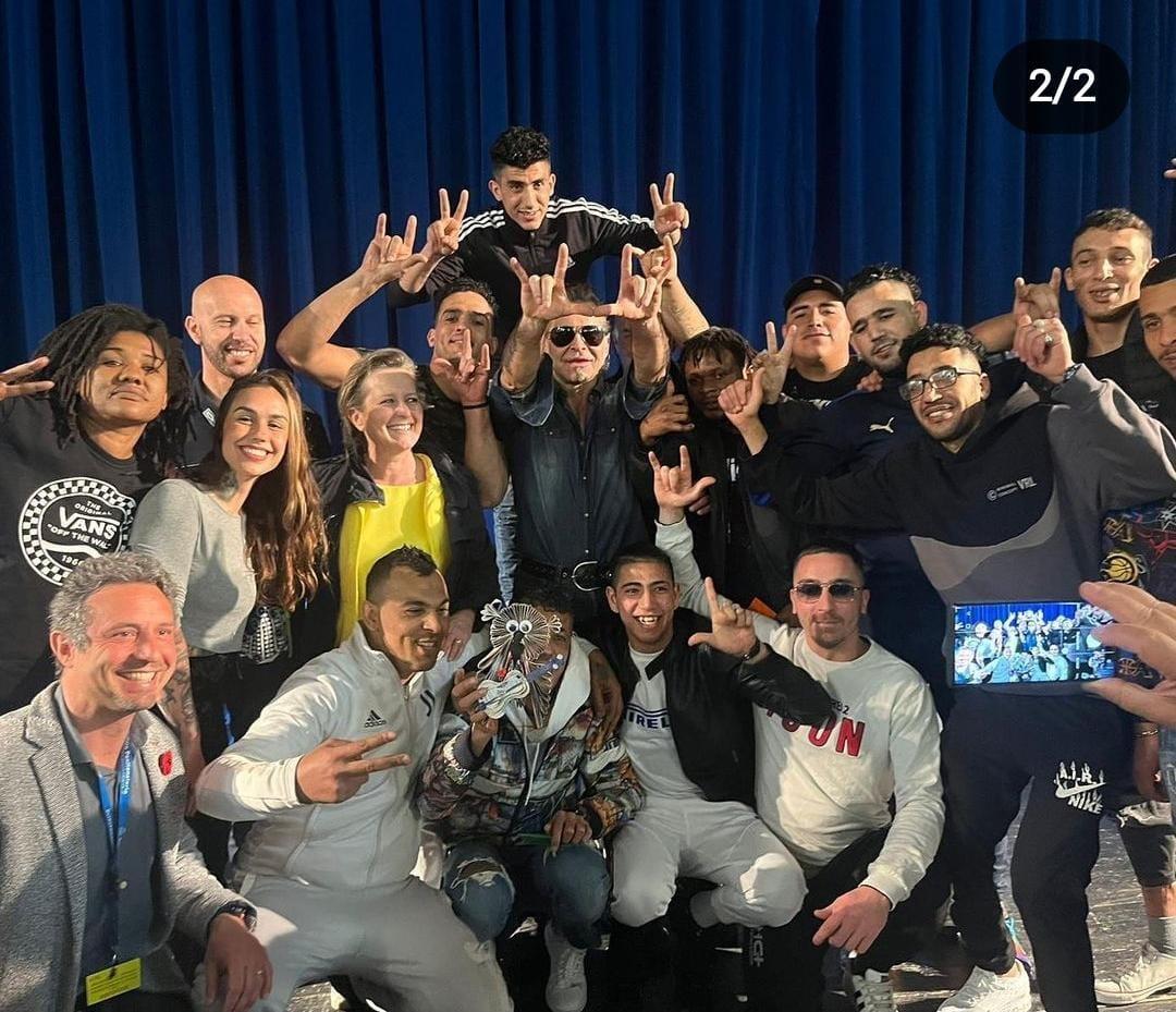 Piero Pelù tra le mura  del carcere di Sollicciano dove ha tenuto un concerto per i detenuti