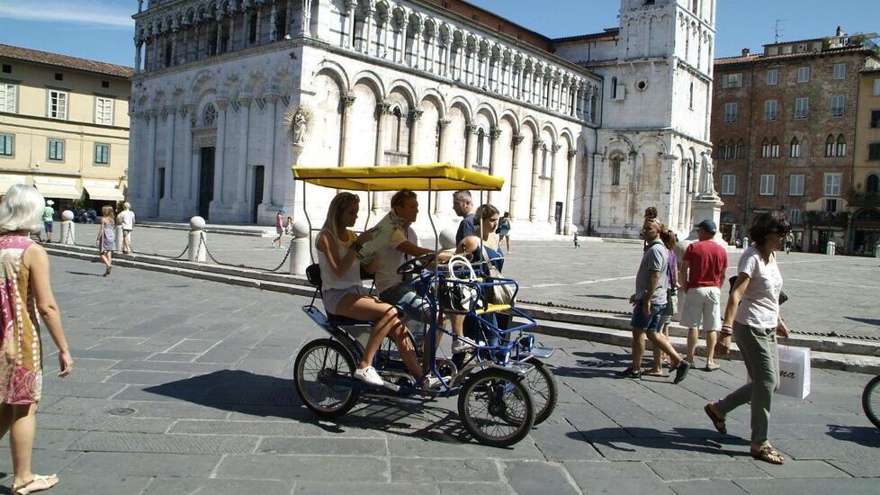 Niente noleggio libero dei monopattini, arriva il giro di vite anche sui risciò