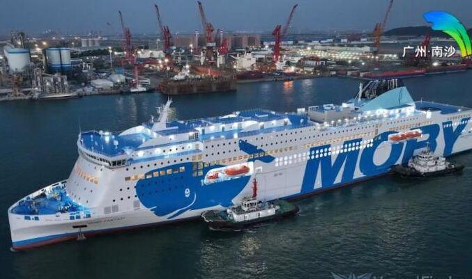 Il traghetto più grande del mondo è partito dalla Cina: per l’estate sarà a Olbia