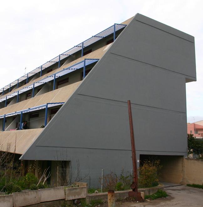 Degrado nelle case popolari Area: il caso di Alghero finisce in Procura