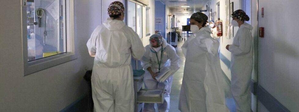 Modena Rosso da 15 milioni per la sanità E il 2023 può anche finire peggio 