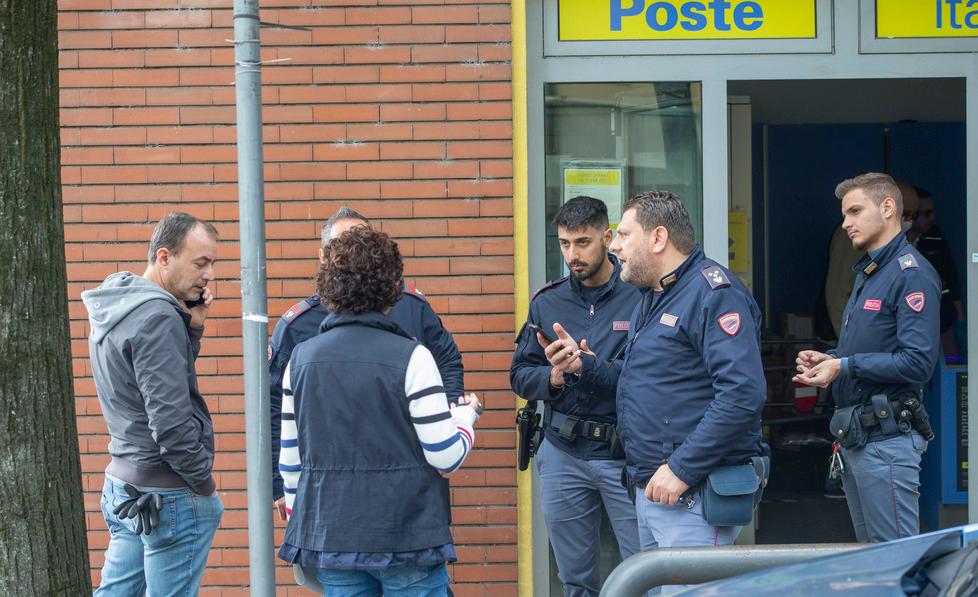 Modena. Rapina con pistola alle Poste 
