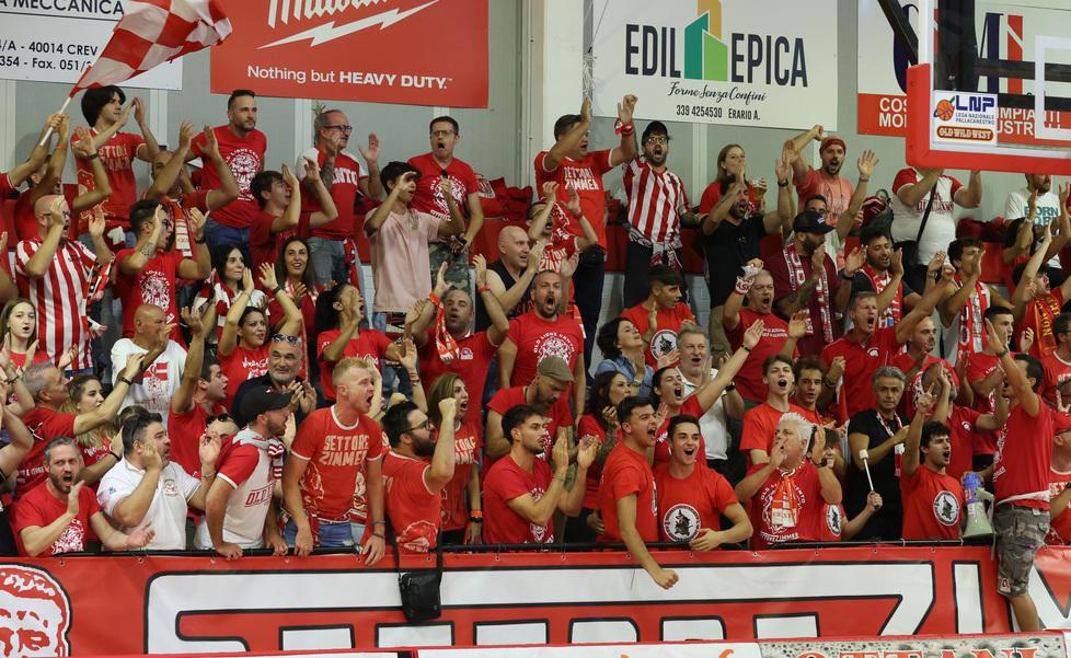 Cento, finalmente la grande festa playoff Tramec-Fortitudo tutta da godere