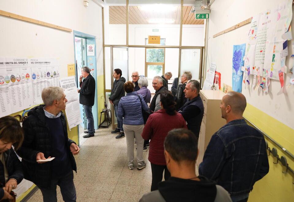 Comunali, affluenza in picchiata: a Pescia e a Ponte domina l’astensione