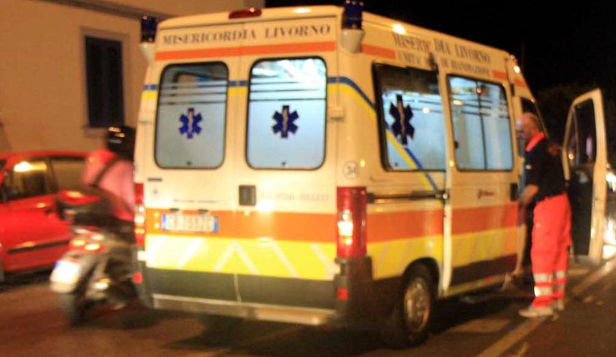 
	Un'ambulanza della Misericordia di via Verdi (foto d'archivio)

