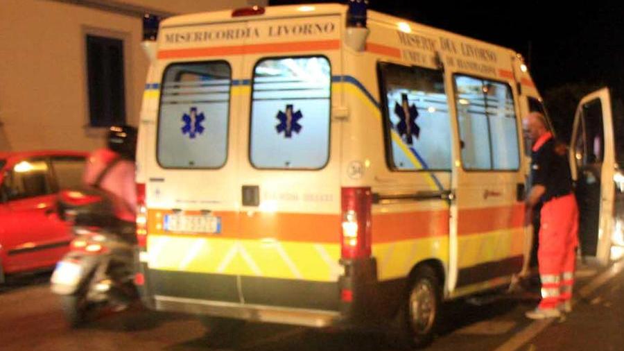 Un'ambulanza della Misericordia di via Verdi (foto d'archivio)