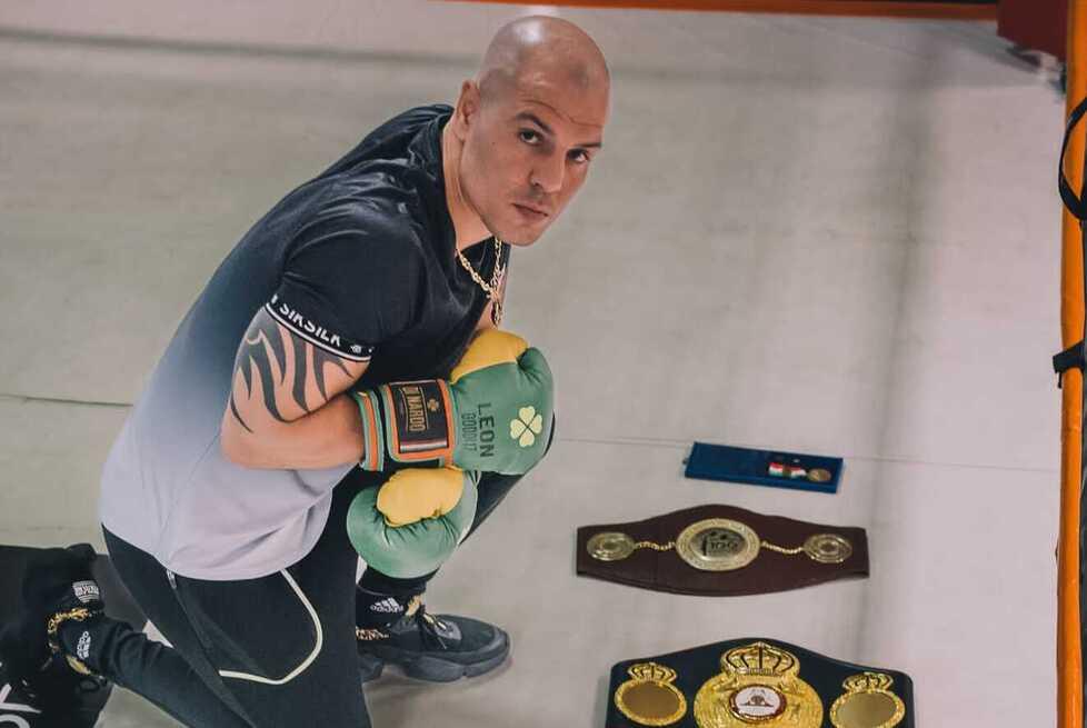 Lascia i guantoni e sceglie la toga: Goddi sale sul ring del tribunale 