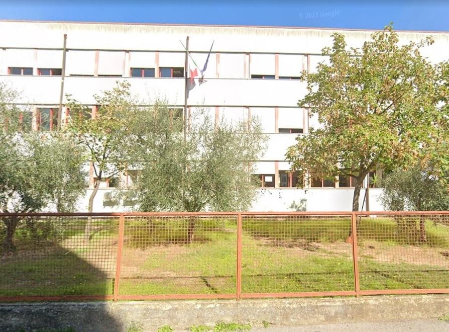 Il liceo che dovrà risarcire 17.000 euro al giovane