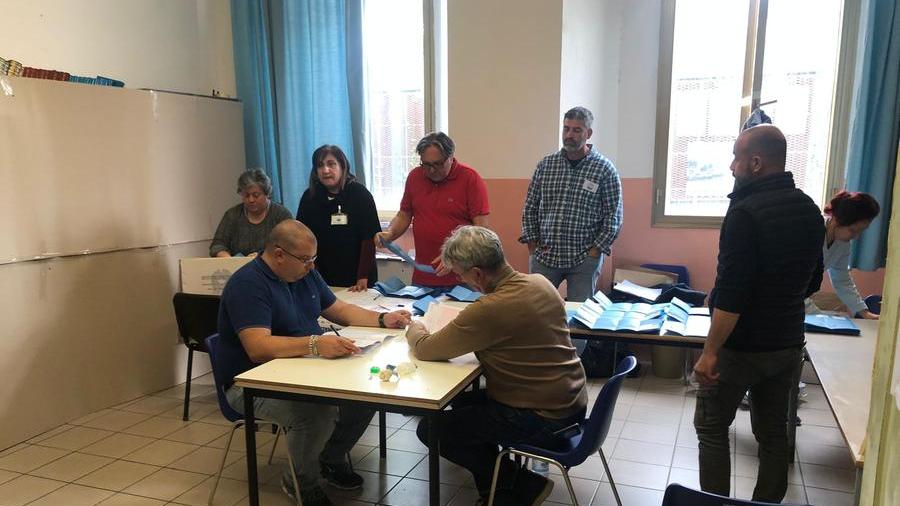 Elezioni a Rio, tiene l’affluenza rispetto a cinque anni fa