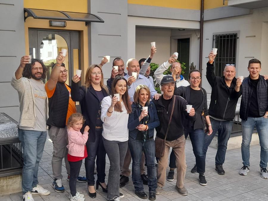 
	La festa di Carlo Fiumicino

