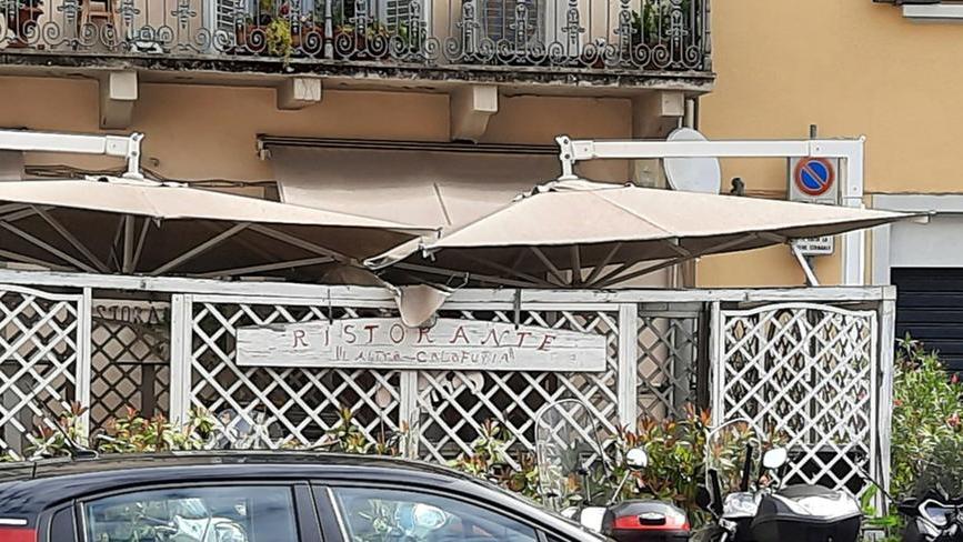 Prato, “L’altra Calafuria” getta la spugna dopo 23 anni in piazzetta Lippi