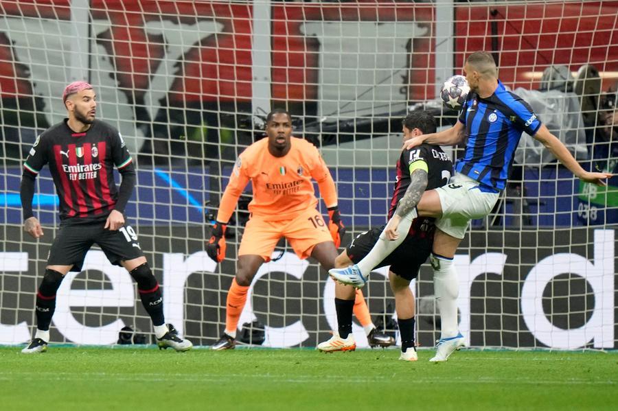 Champions, la Milano da bere e un calcio solo per pochi: dal caro affitti ai biglietti a peso d’oro