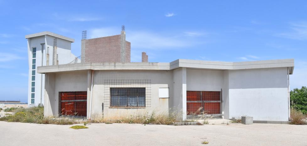 Porto Torres, la colonia di felini ritarda l'apertura del cantiere del mercato ittico 