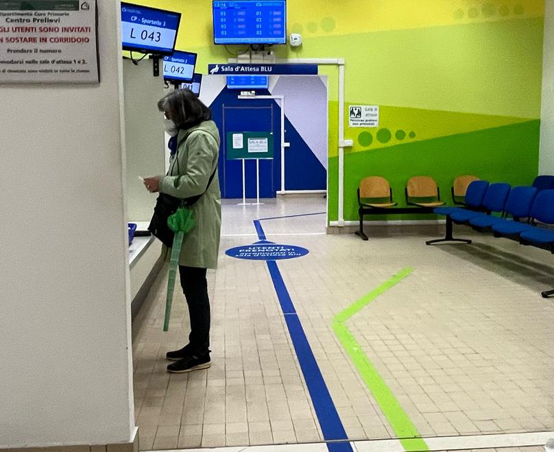Ferrara, più accessi al Punto prelievi: «Ma non c’è il personale»