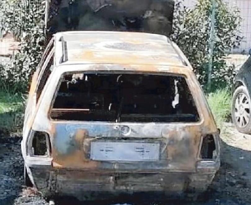 Modena Incendiò l’auto della vicina: chiesti due anni di carcere 