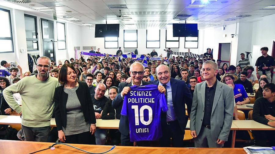 Firenze, Commisso all’attacco di Salvini e Renzi: «Negli Usa lo stato paga gli stadi»