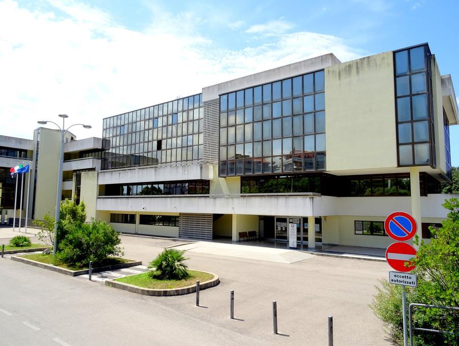 
	&nbsp;



	La Corte d'appello di Sassari

