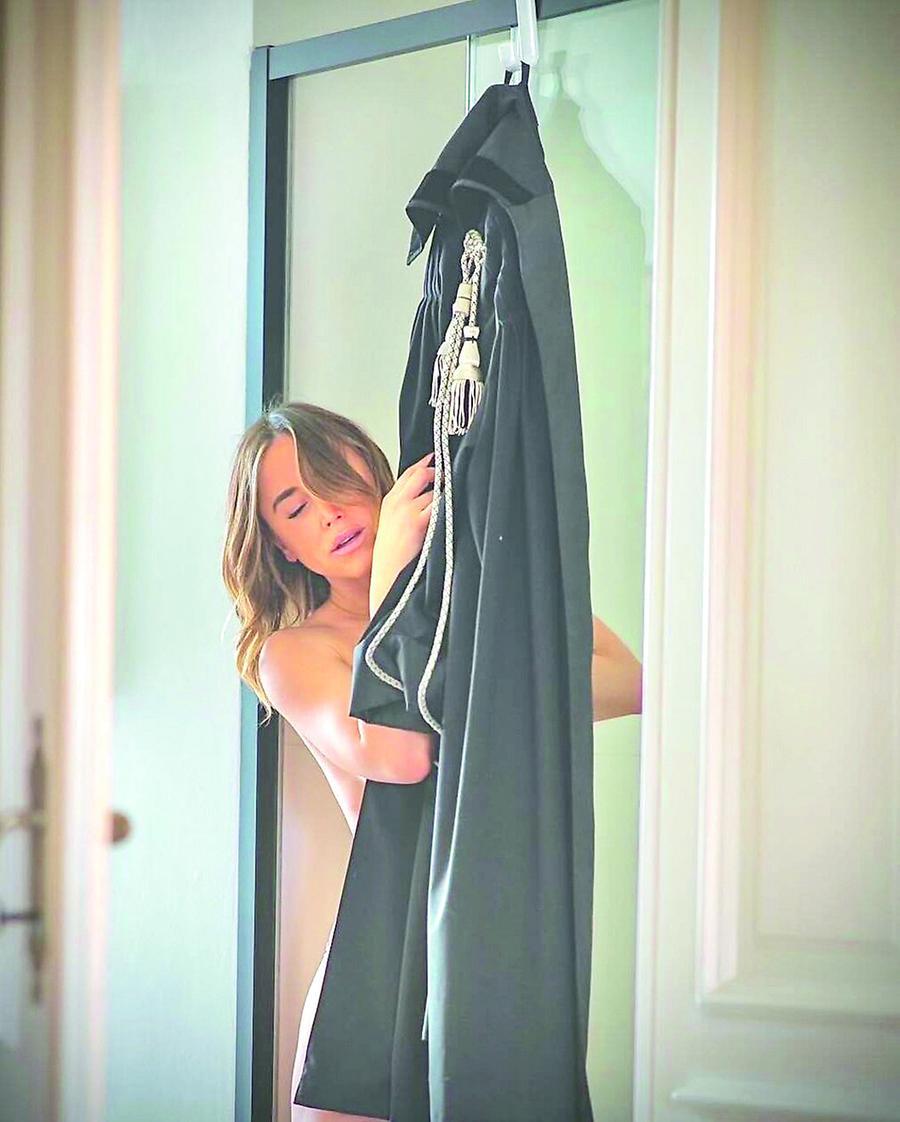 L'avvocata di Instagram sospesa dall'Ordine: «Hanno agito per invidia e dei colleghi mi hanno dato della prostituta»