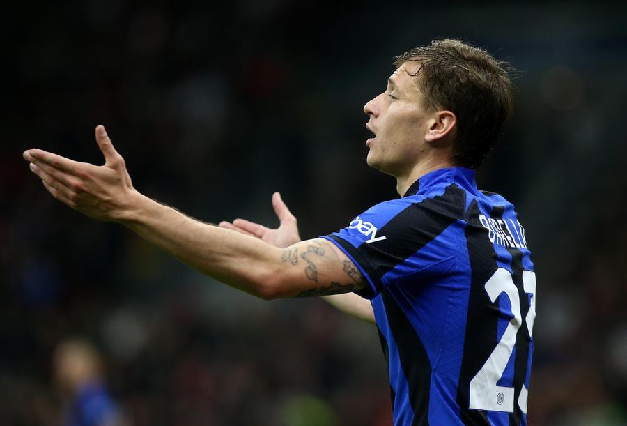 
	Nicol&ograve; Barella

