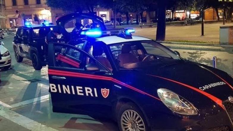 Firenze, tredicenne aggredito alla fermata: altra rapina al Far west della stazione