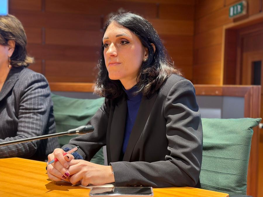 Bruce a Ferrara, duro attacco di Piccinini (M5S): «Semplicemente disumano»