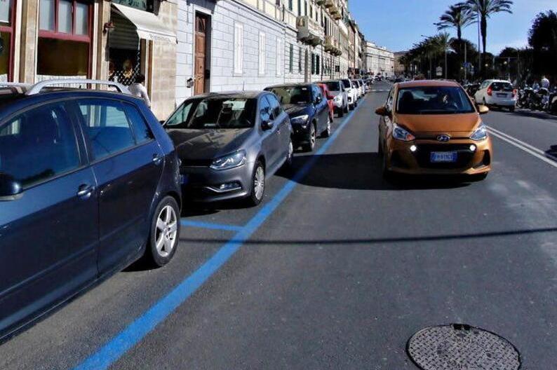 Viale Italia, parcheggi blu gratis da sabato 20 maggio: ecco cosa cambia