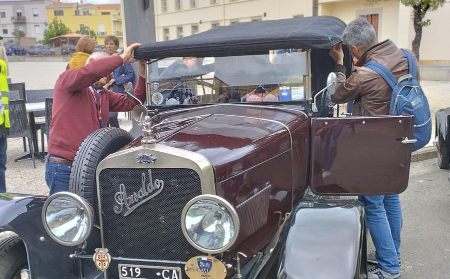 Sfilano a Tortolì, Jerzu e Loceri le auto d’epoca