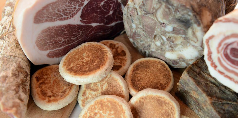 Modena Tigelle o crescentine? Diatriba che non appassiona i produttori 