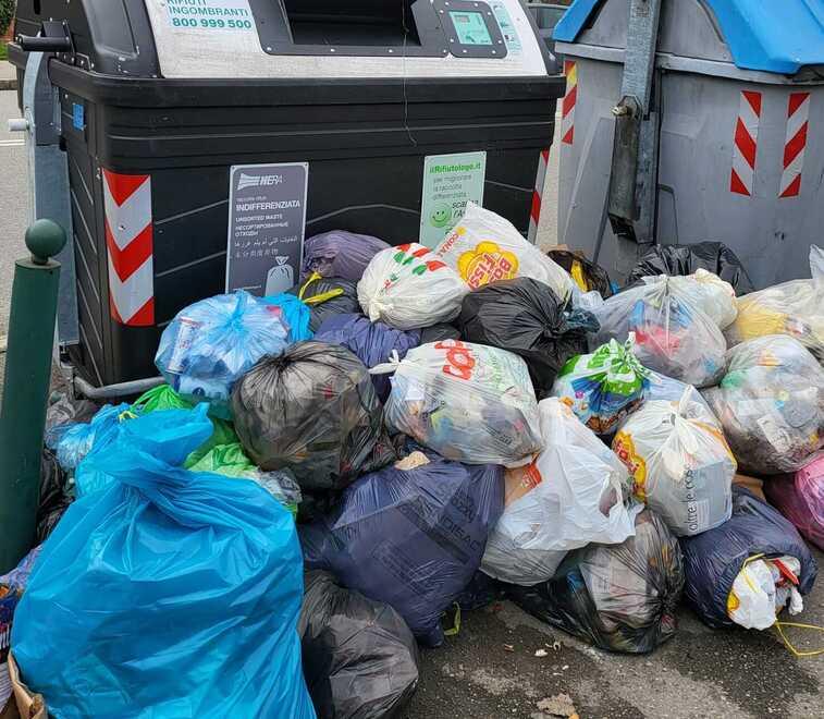 Modena, nasce il comitato contro i rifiuti E il Comune vuole più pulizia 