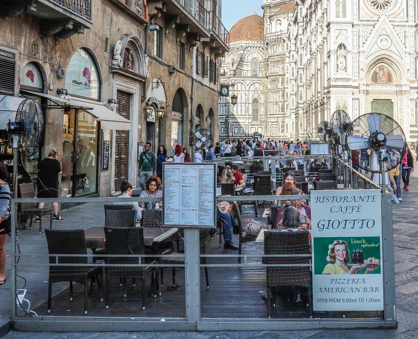 Firenze, no ai tavolini in area Unesco: deliberato il nuovo piano