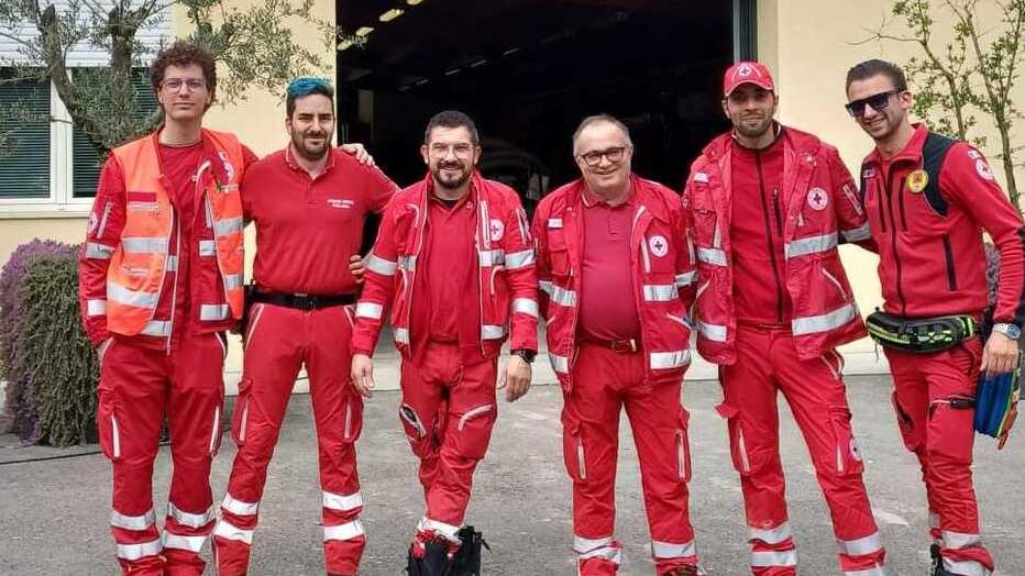 Volontari della Croce Rossa di Reggio Emilia nel disastro di Cesena: «Fango ovunque»