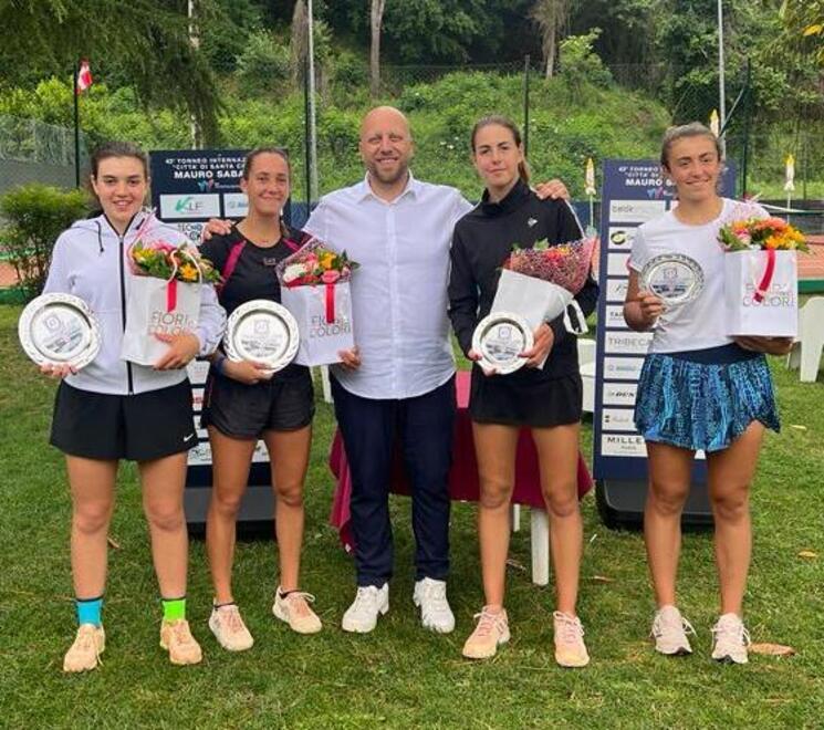 Noemi Basiletti e Gaia Maduzzi premiate insieme a Ghirardato e Paganetti