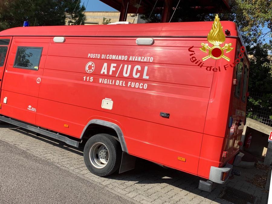 
	Un mezzo dei vigili del fuoco per le ricerche di persone scomparse

