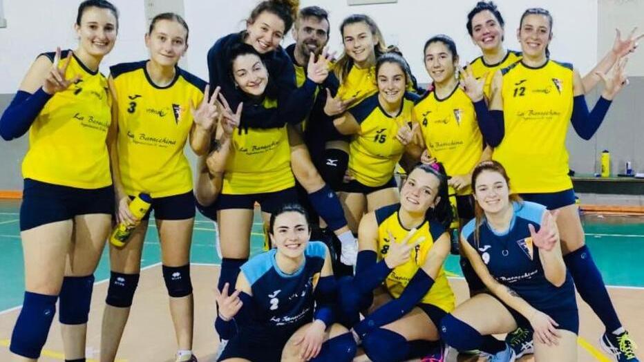 La formazione della Jenco Volley Viareggio con il tecnico Diego Bernieri