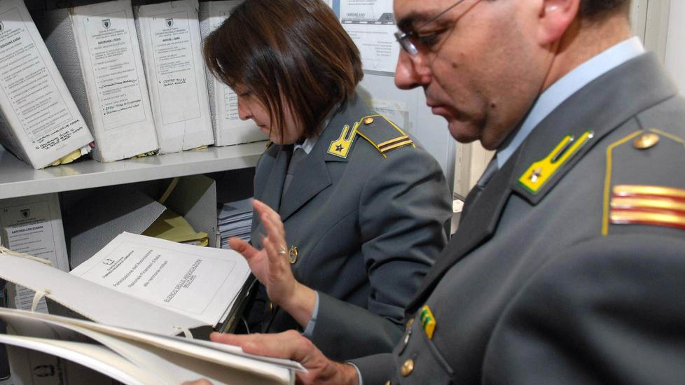 Ferrara, truffa dei fondi per la ricostruzione: la pm chiede la condanna per quattro