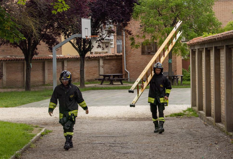Ferrara, nuovo crollo alla Biagio Rossetti: scuola inagibile, bimbi a casa