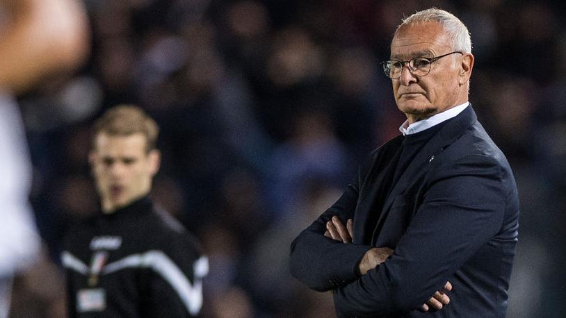Claudio Ranieri in campo a Cosenza (foto cagliari calcio)