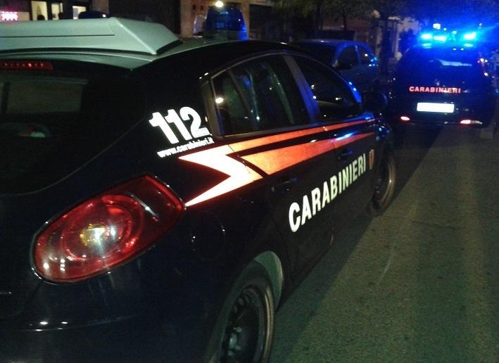 Montecatini, figlio maltratta per anni i genitori: il giudice lo allontana da casa