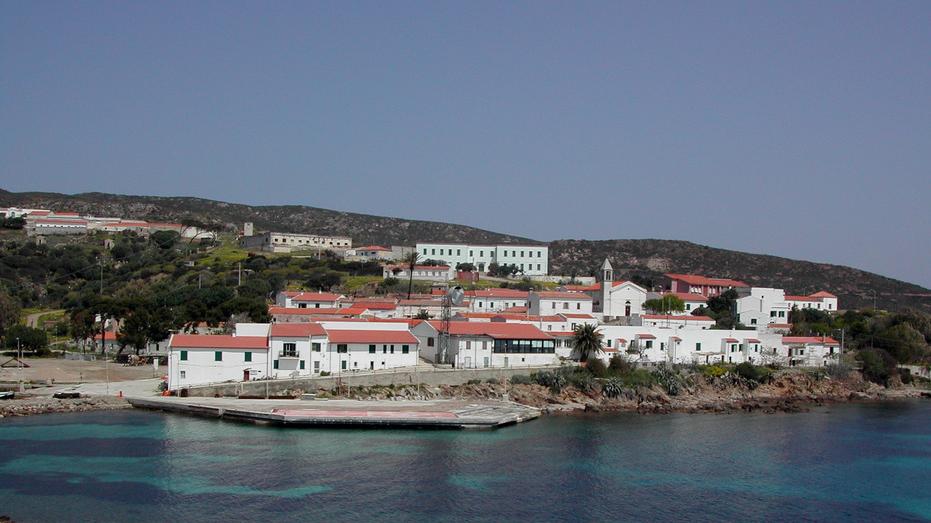 Asinara, un nuovo sistema idrico per rilanciare il turismo sull’isola
