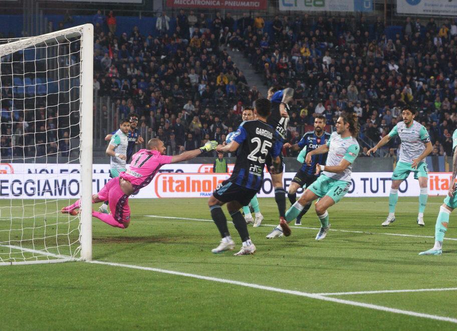 Vittoria, lacrime e rimpianti. La sera a Pisa fotografa la Spal 