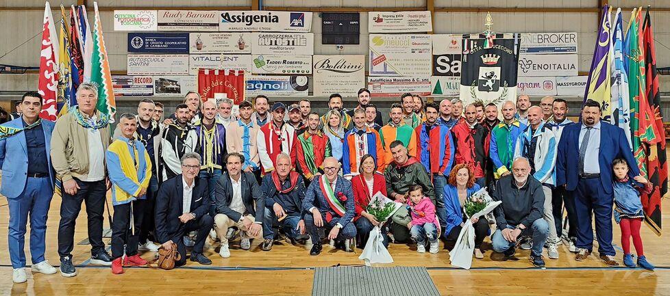 Dodici popoli a caccia di un sogno: il cuore di Fucecchio batte in Buca
