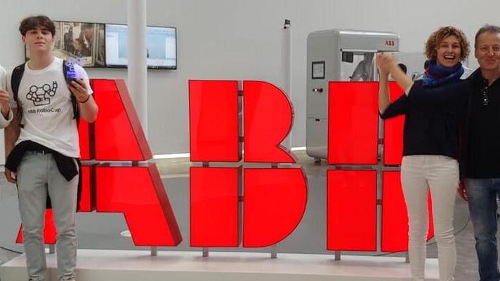 Carrara, lo Zaccagna Galilei conquista il titolo italiano di robotica