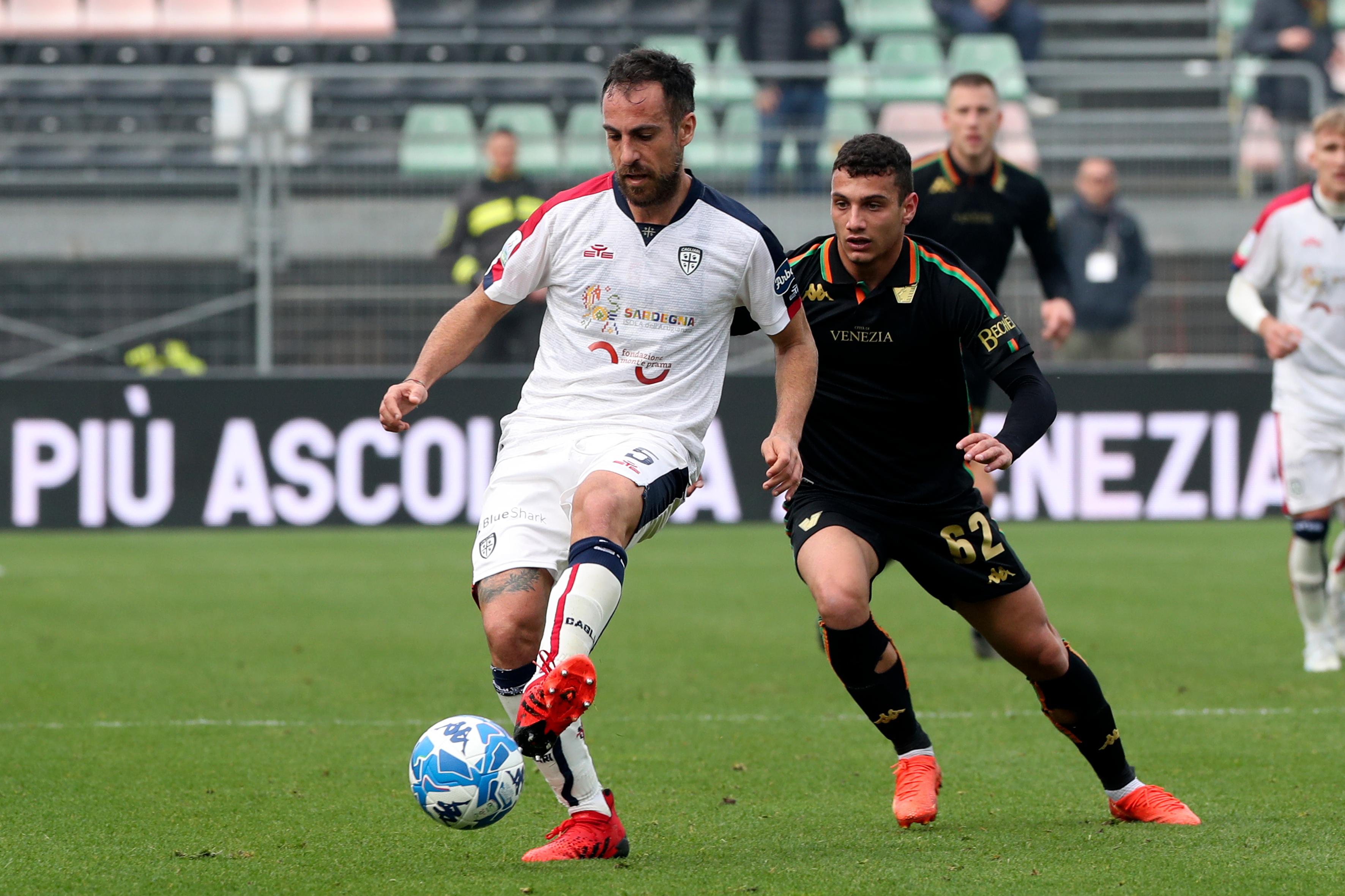 Mancosu in azione nell'ultima sfida fra Venezia e Cagliari: al Penzo finì 0-0
