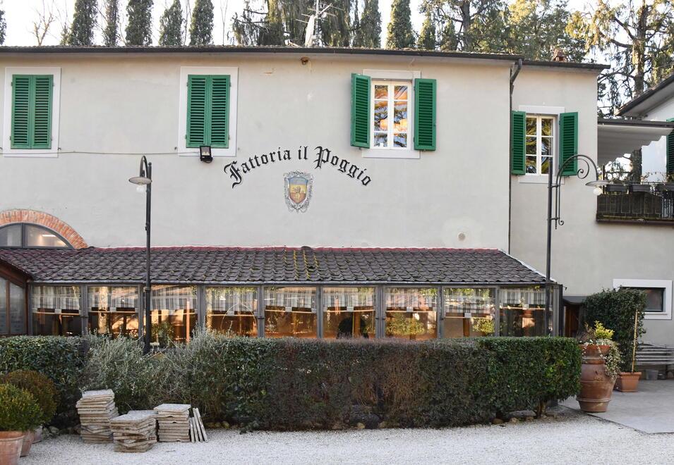 La facciata della Fattoria il Poggio