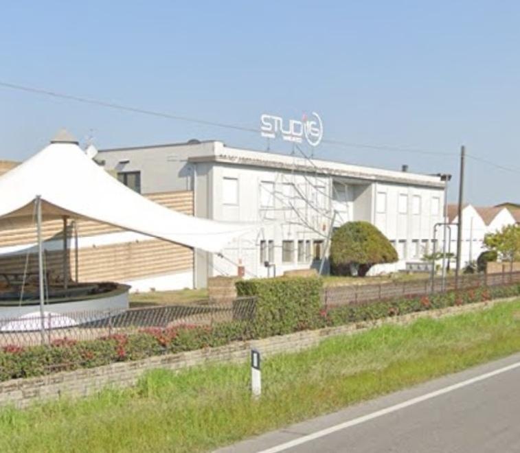 Disco addio, Studio 16 in vendita: «Ci sono legato ma la vita cambia»