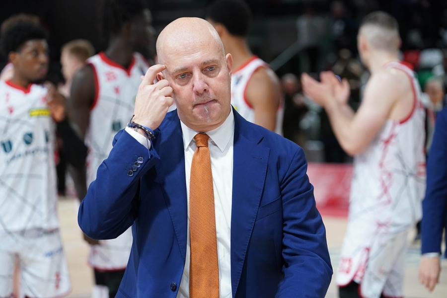 Esoneri, liti, delusioni e sfortuna quando il coach a Reggio non dura...