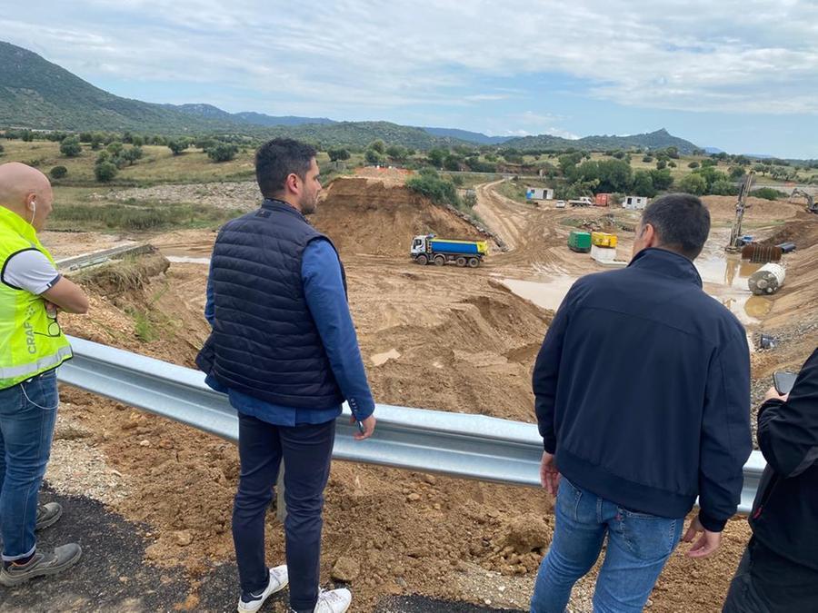 Nubifragio nel Nuorese, sopralluogo dell'assessore ai Lavori Pubblici alla diga di Oloè