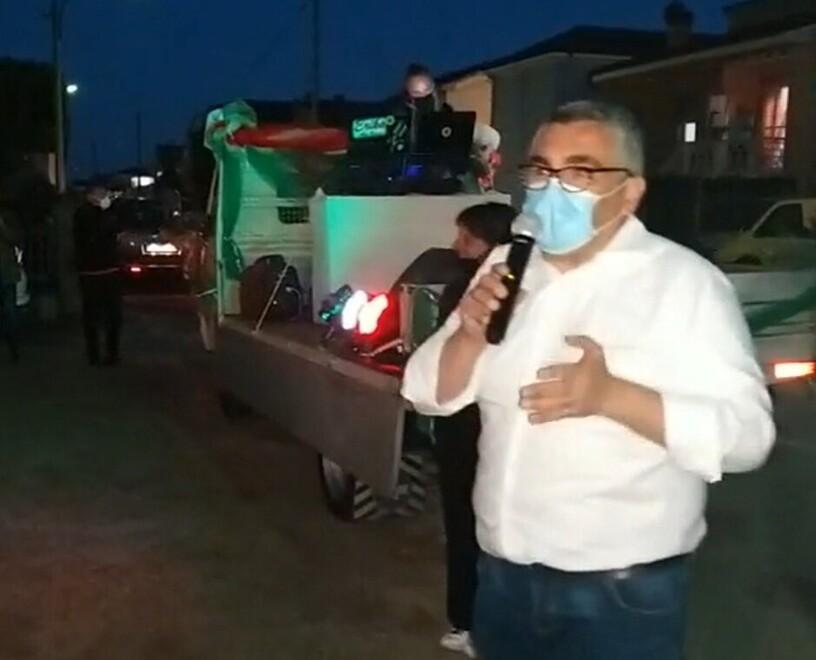 Ferrara. La procura: «Condannate Lodi a 5 mesi» per il concertino itinerante