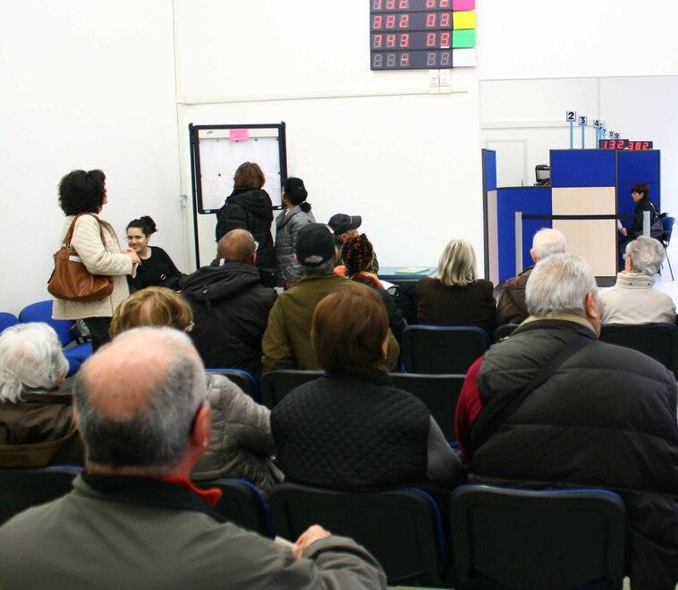 Sanità a Ferrara. Visite ed esami in un giorno di Cup: «Non prenotabili» metà prestazioni